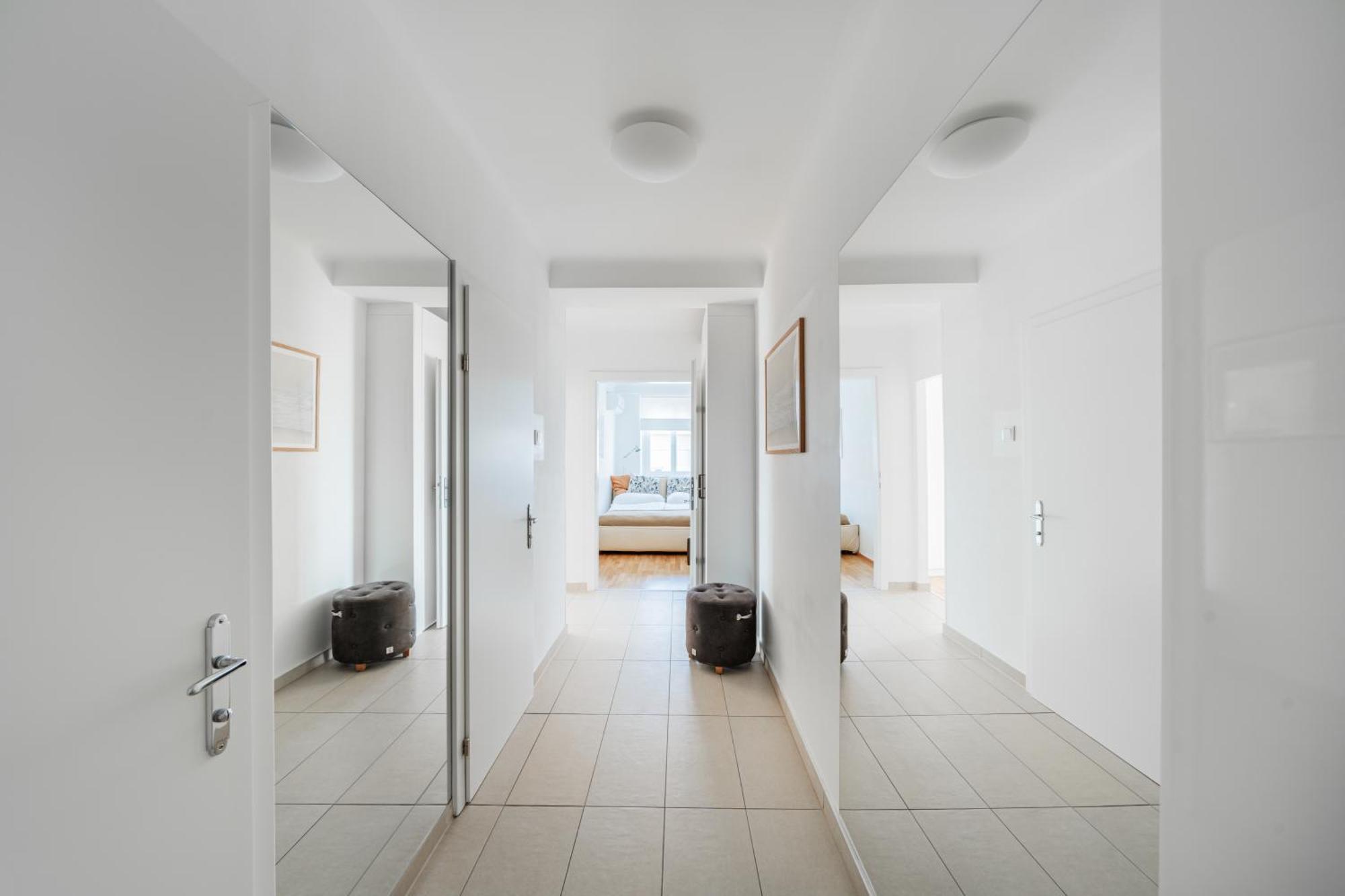 Central 60M2 Suite 10 Min Walk From Main Station Wien Eksteriør billede