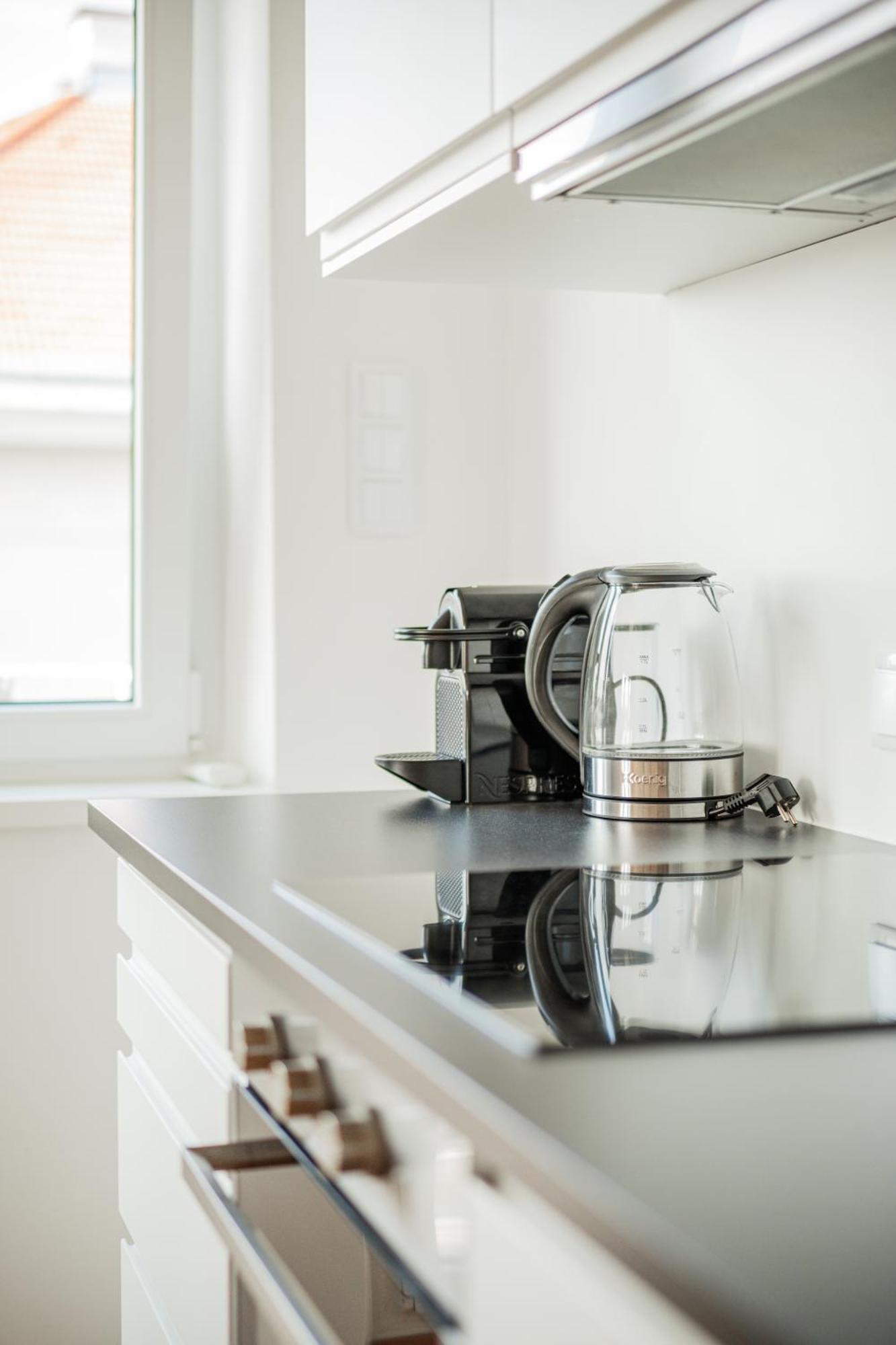 Central 60M2 Suite 10 Min Walk From Main Station Wien Eksteriør billede
